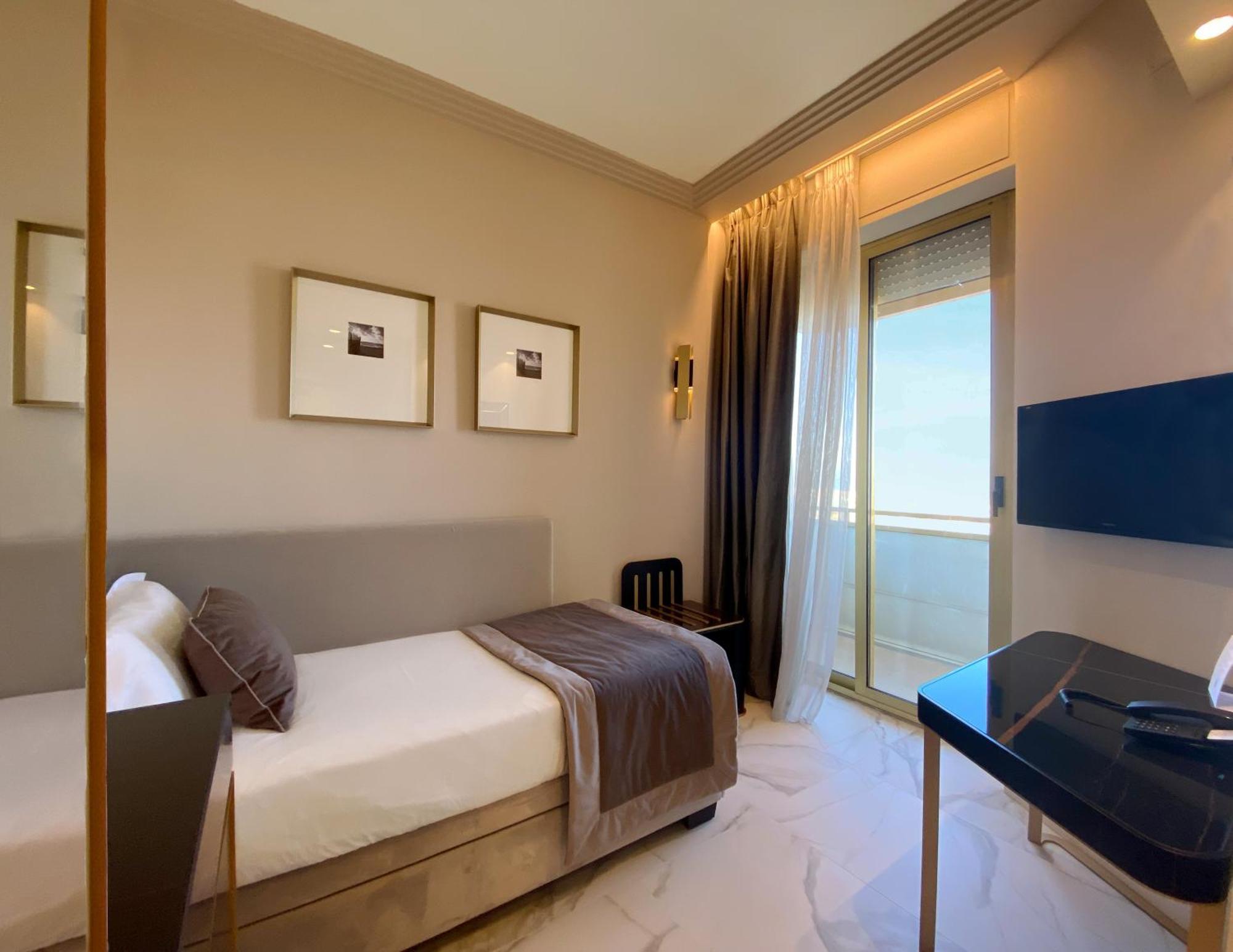 Hotel Ambasciatori Rimini Cameră foto